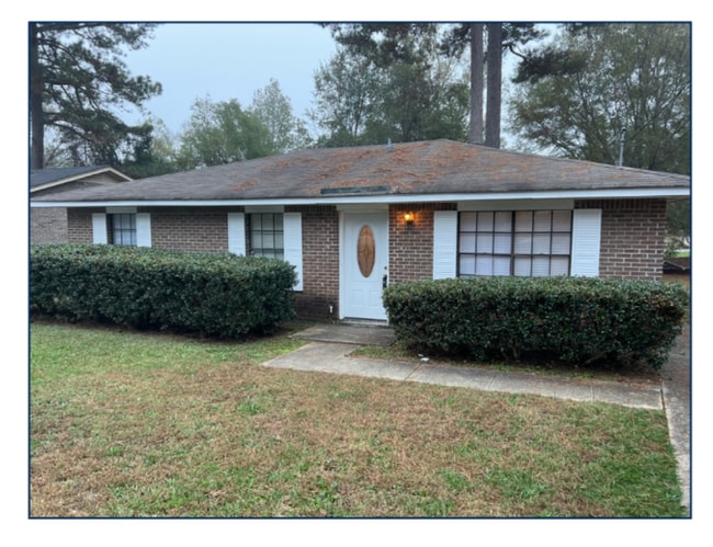 property at 6249 S Hampton Dr