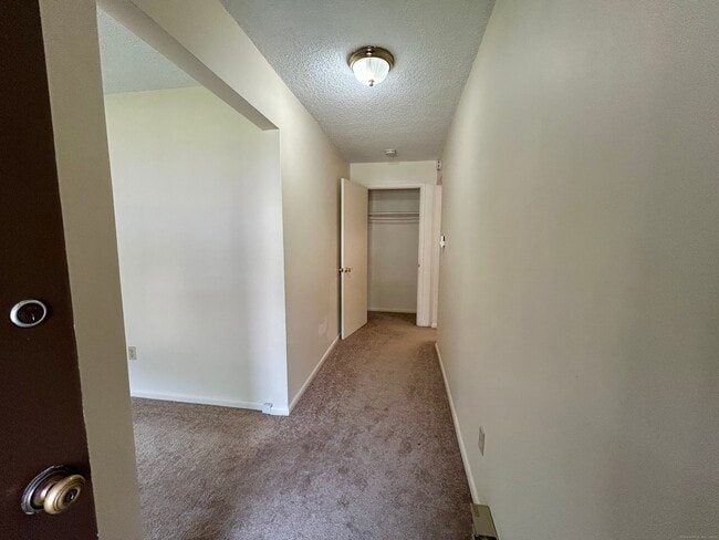 118 Osborne St in Danbury, CT - Building Photo - Building Photo