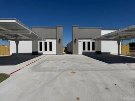 11 Elsham Ave in Edinburg, TX - Building Photo