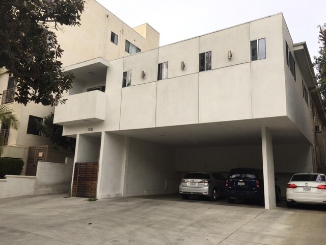 1738 Malcolm Ave. in Los Angeles, CA - Foto de edificio