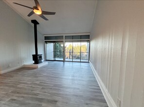 6352 137th Pl NE in Redmond, WA - Building Photo - Building Photo