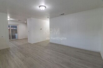 2214 Cherokee Rd in Stockton, CA - Building Photo - Building Photo