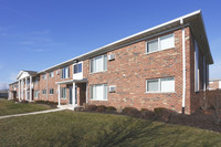 Williamsburg Square in Hammond, IN - Foto de edificio - Building Photo