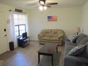 35-49 NE 4th St, Unit 39 in Crystal River, FL - Building Photo - Building Photo