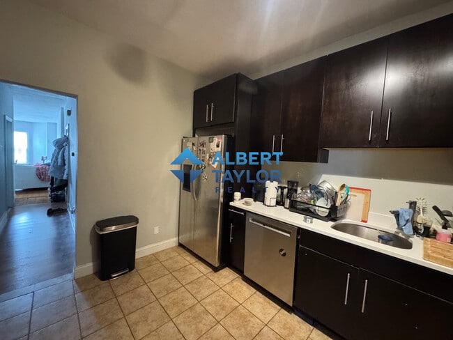 7 Munroe St, Unit 1