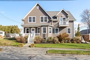 119 Sycamore St in Fairhaven, MA - Building Photo