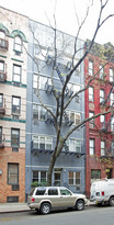 312 E 89th St in New York, NY - Building Photo