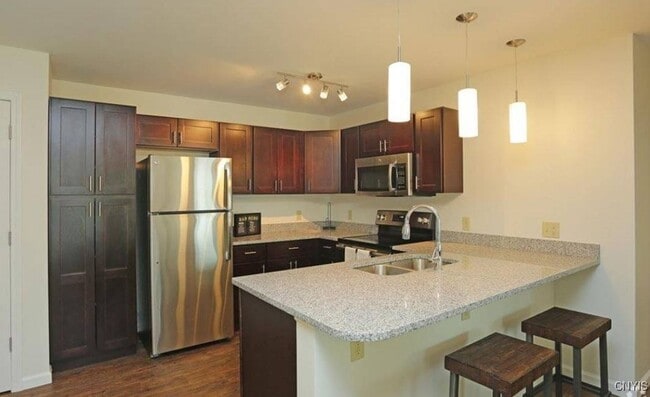 property at 1 Patriot Cir
