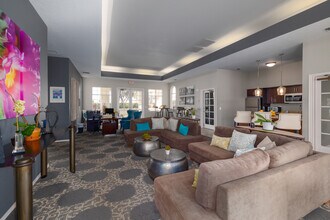 Stargate West in Tucson, AZ - Building Photo - Lobby