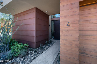 6525 E Cave Creek Rd in Cave Creek, AZ - Building Photo - Building Photo