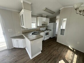 3310 Chicago Bears St in Avon Park, FL - Building Photo - Building Photo