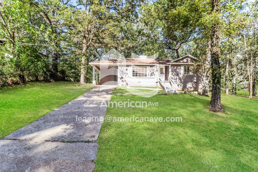 2823 Shannon St in Jackson, MS - Building Photo