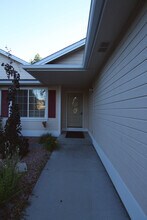 1241 N Cathy Ave in Meridian, ID - Building Photo - Building Photo