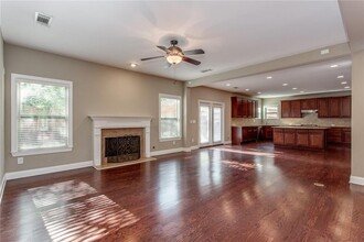 940 Walters Cir in Alpharetta, GA - Building Photo - Building Photo