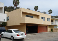 2733-2739 Harbor Blvd in Ventura, CA - Building Photo - Building Photo