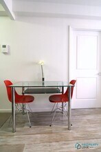 521 W 48th St in New York, NY - Building Photo - Building Photo