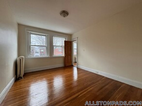 244 Kelton St in Boston, MA - Building Photo - Building Photo