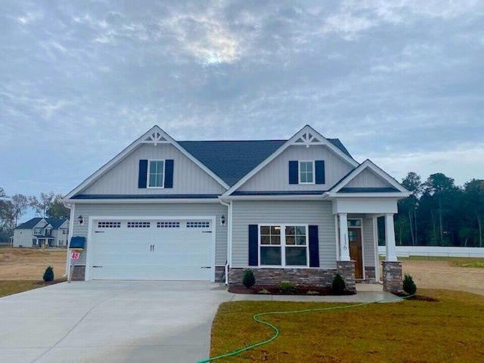 116 Auburn Bay Dr in Pikeville, NC - Building Photo