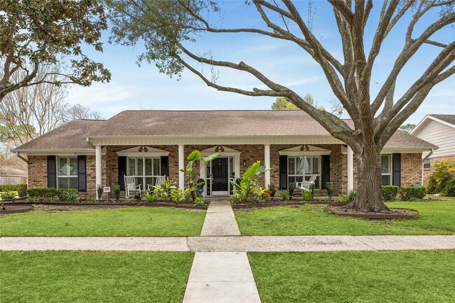 property at 5823 Valkeith Dr