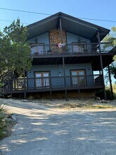 261 Hidden Dr in Canyon Lake, TX - Building Photo - Building Photo