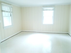 219 Shamrock Rd in Charlottesville, VA - Foto de edificio - Building Photo