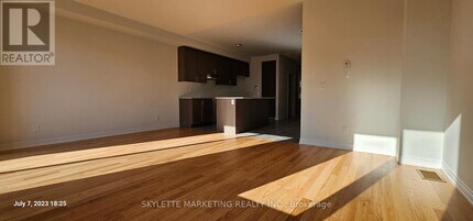 131 Lageer Dr in Whitchurch-Stouffville, ON - Building Photo - Building Photo