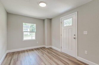 701 N Vermont Ave in Lakeland, FL - Building Photo - Building Photo