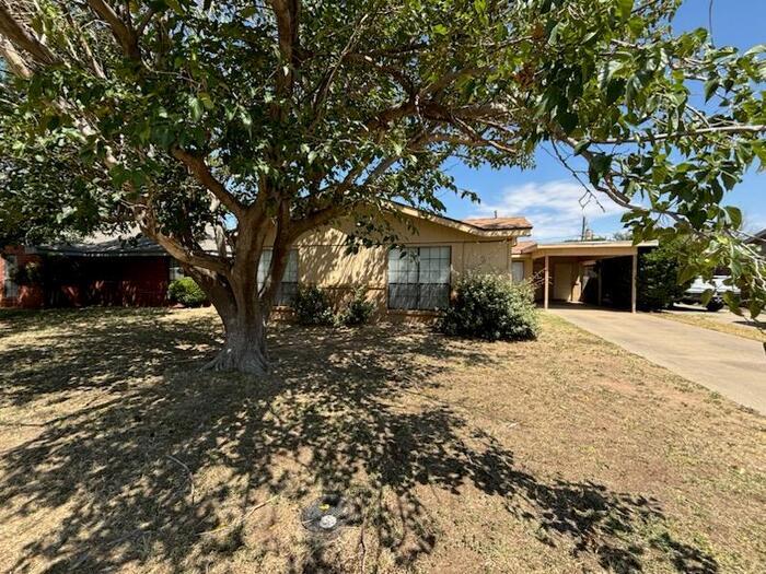 4412 St Andrews Dr in Midland, TX - Building Photo