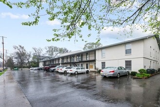 Glen Iris Place in Birmingham, AL - Building Photo - Building Photo