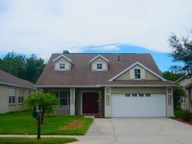 2521 Maylin Dr in Trinity, FL - Building Photo