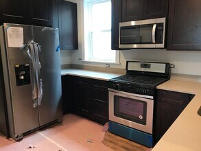 3737 N Magnolia Ave, Unit 33 in Chicago, IL - Building Photo - Building Photo