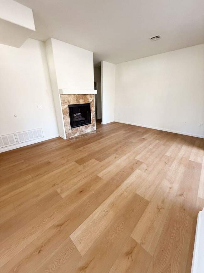 property at 3614 Bernwood Pl