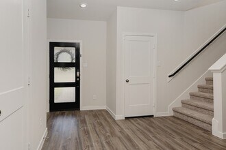 323 Intrepid Trl in Magnolia, TX - Building Photo - Building Photo