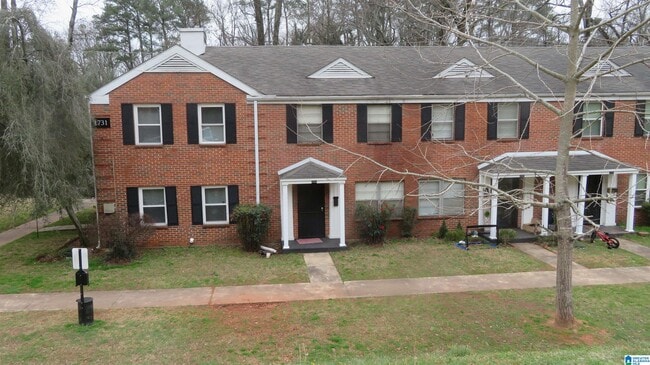 property at 1731 Valley Ave