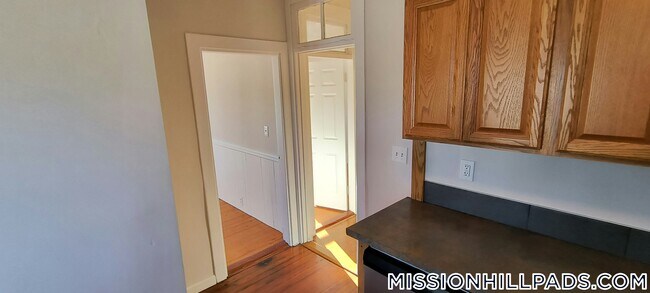 1 Folsom Ave
