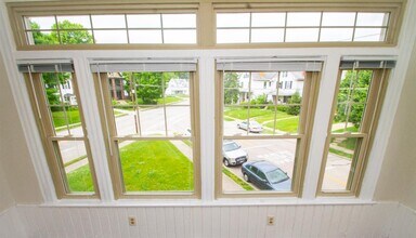 4526 Smith Rd, Unit 1 in Cincinnati, OH - Building Photo - Building Photo