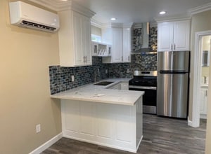 7541 Noren St in Downey, CA - Foto de edificio - Building Photo