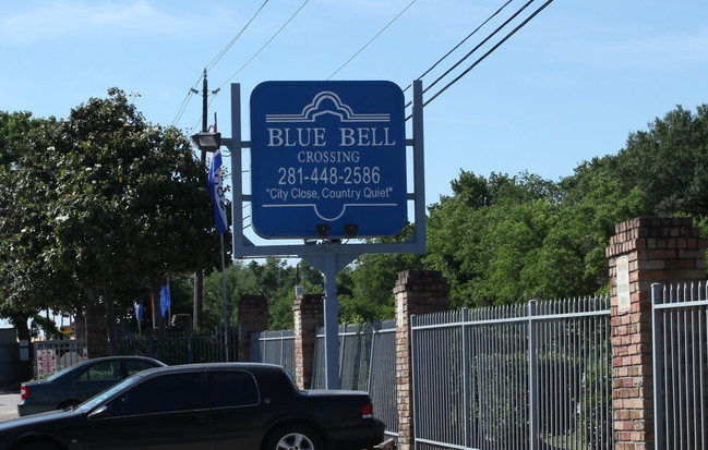 The Village at Blue Bell in Houston, TX - Building Photo - Building Photo