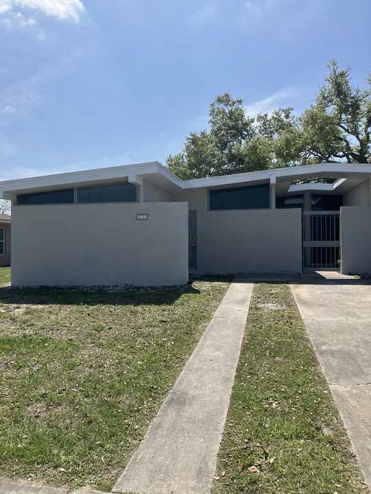 5711 Gallatin Ln in North Port, FL - Building Photo