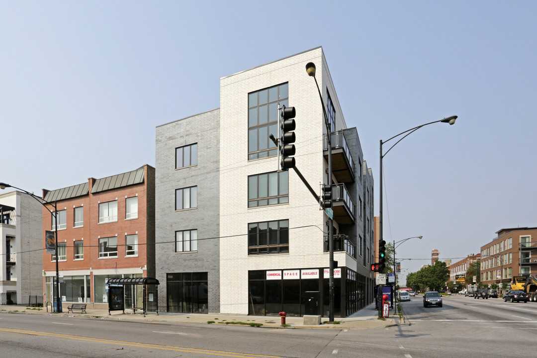 SWC AShland Ave & Irving Park Rd in Chicago, IL - Building Photo