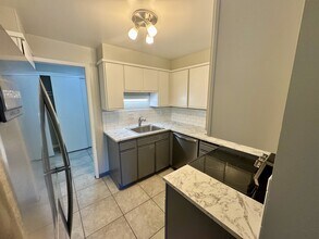 400 Taylor Ave NW in Renton, WA - Building Photo - Building Photo