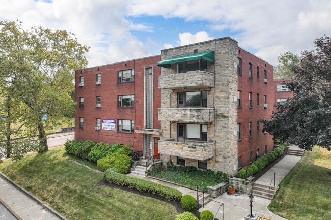 Royal Garden Apartments
