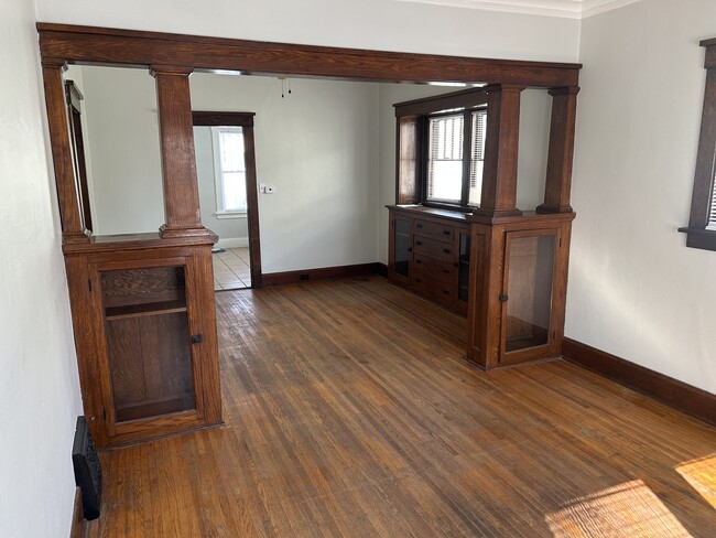 2003 W Alice Ave in West Peoria, IL - Building Photo - Building Photo