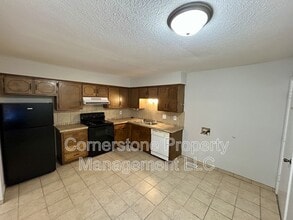 2448 Ousdahl Rd in Lawrence, KS - Building Photo - Building Photo