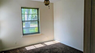 517 E Tyler St in Richardson, TX - Building Photo - Building Photo