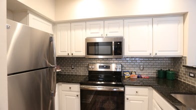 The Quarry Apartments in Columbus, OH - Building Photo - Interior Photo