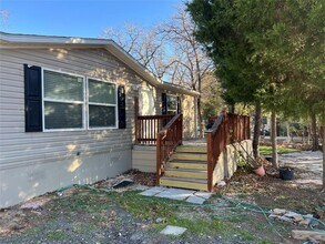 119 Cam. de Agua in Elgin, TX - Building Photo - Building Photo