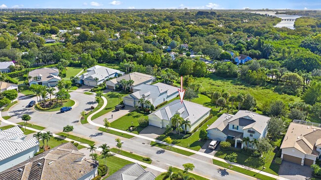 127 Shores Pointe Dr
