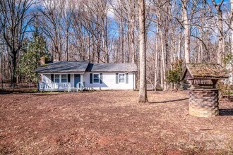 1159 Camp Creek Rd in Iron Station, NC - Building Photo - Building Photo