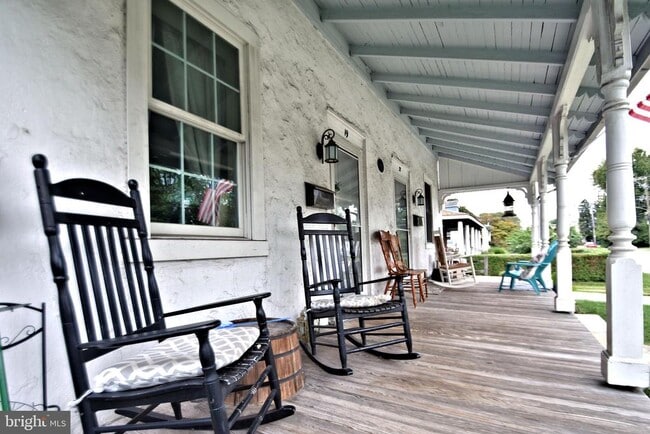 property at 19 E Germantown Pike